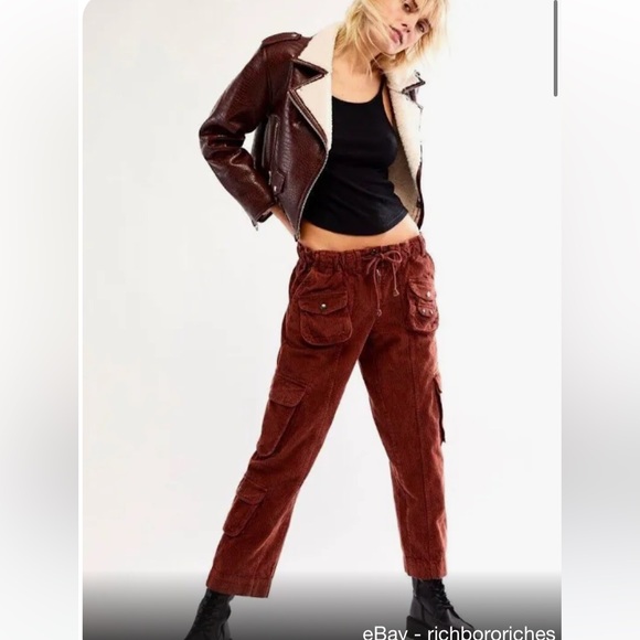 Brand NWOT Free People brown corduroy drawstring cargo pants size M - Picture 3 of 10
